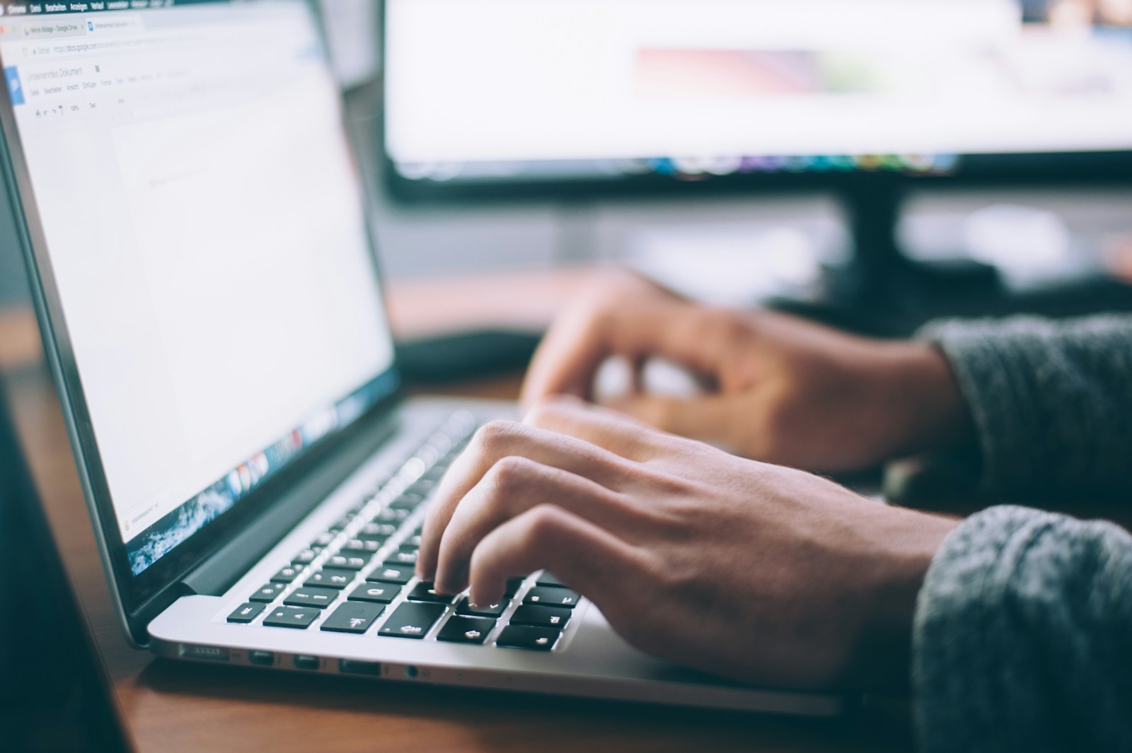 How to Create an Online Classified Ad That Gets More Responses